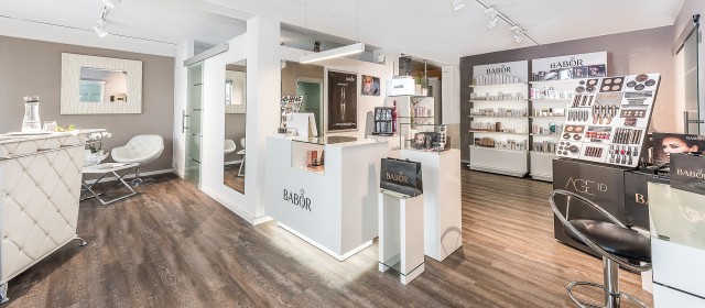 Angenehme Atmosphäre im Beauty Studio Winkler in Saalfelden Angenehme Atmosphäre im Beauty Studio Winkler in Saalfelden